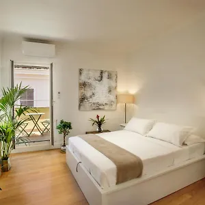 The Right Place 4u Mario De Fiori , Rom Italien
