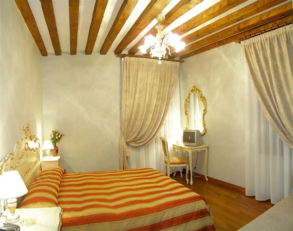 Appartamenti San Luca Venezia Italia